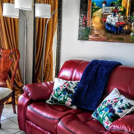 Boca Ciega Bay Apartment St. Pete Beach Eksteriør billede