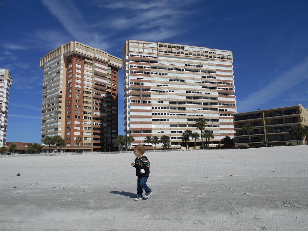 Boca Ciega Bay Apartment St. Pete Beach Eksteriør billede